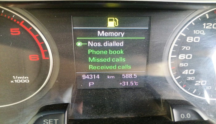 2012 Audi A4 2.0 TDI, Diesel, Automatic, 1,20,360 km, interior