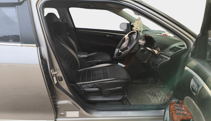 2017 Maruti Swift ZXI, Petrol, Manual, 91,706 km, interior