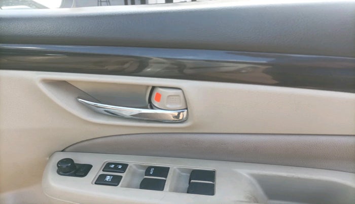 2014 Maruti Ciaz ZXI, Petrol, Manual, 85,804 km, interior