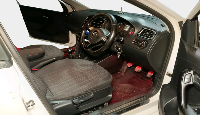 2018 Volkswagen Polo GT TDI, Diesel, Manual, 1,01,634 km, interior