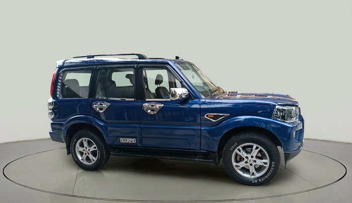 2015 Mahindra Scorpio S10 AT, Diesel, Automatic, 54,099 km, exterior