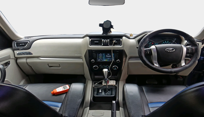2015 Mahindra Scorpio S10 AT, Diesel, Automatic, 54,099 km, interior
