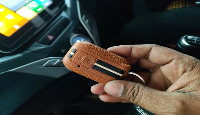 2021 Toyota Glanza G, Petrol, Manual, 1,25,318 km, interior