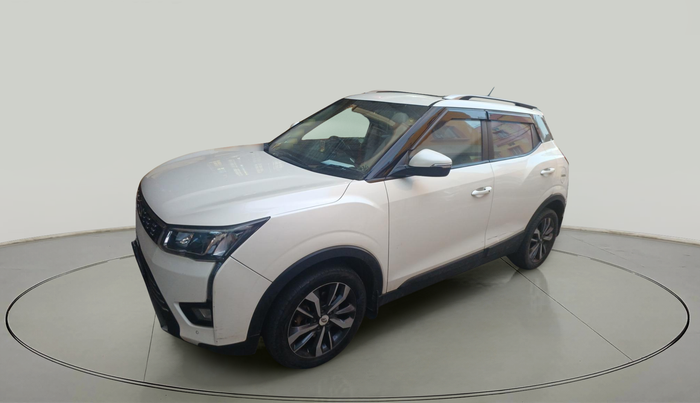 2019 Mahindra XUV300 W8 (O) 1.5 DIESEL, Diesel, Manual, 1,07,740 km, exterior