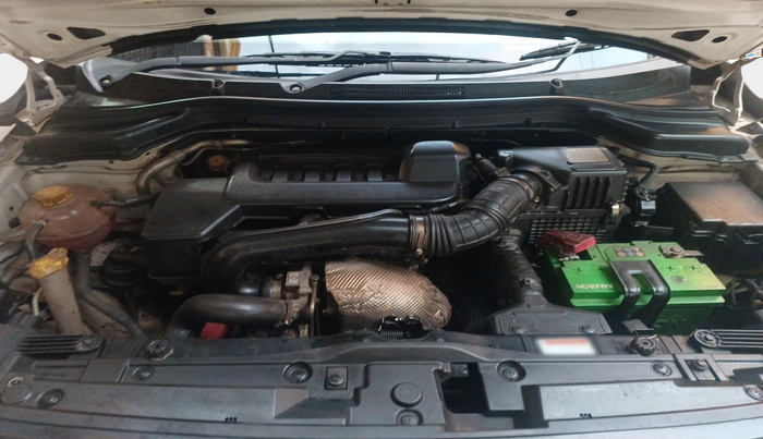 2019 Mahindra XUV300 W8 (O) 1.5 DIESEL, Diesel, Manual, 1,07,740 km, exterior