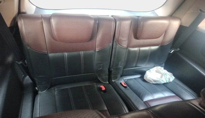 2012 Mahindra XUV500 W8, Diesel, Manual, 94,052 km, interior