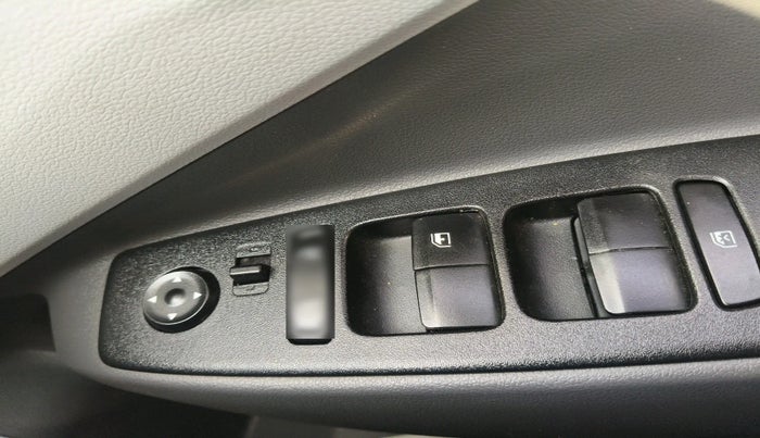 2022 Hyundai GRAND I10 NIOS MAGNA 1.2 KAPPA VTVT, Petrol, Manual, 24,816 km, interior