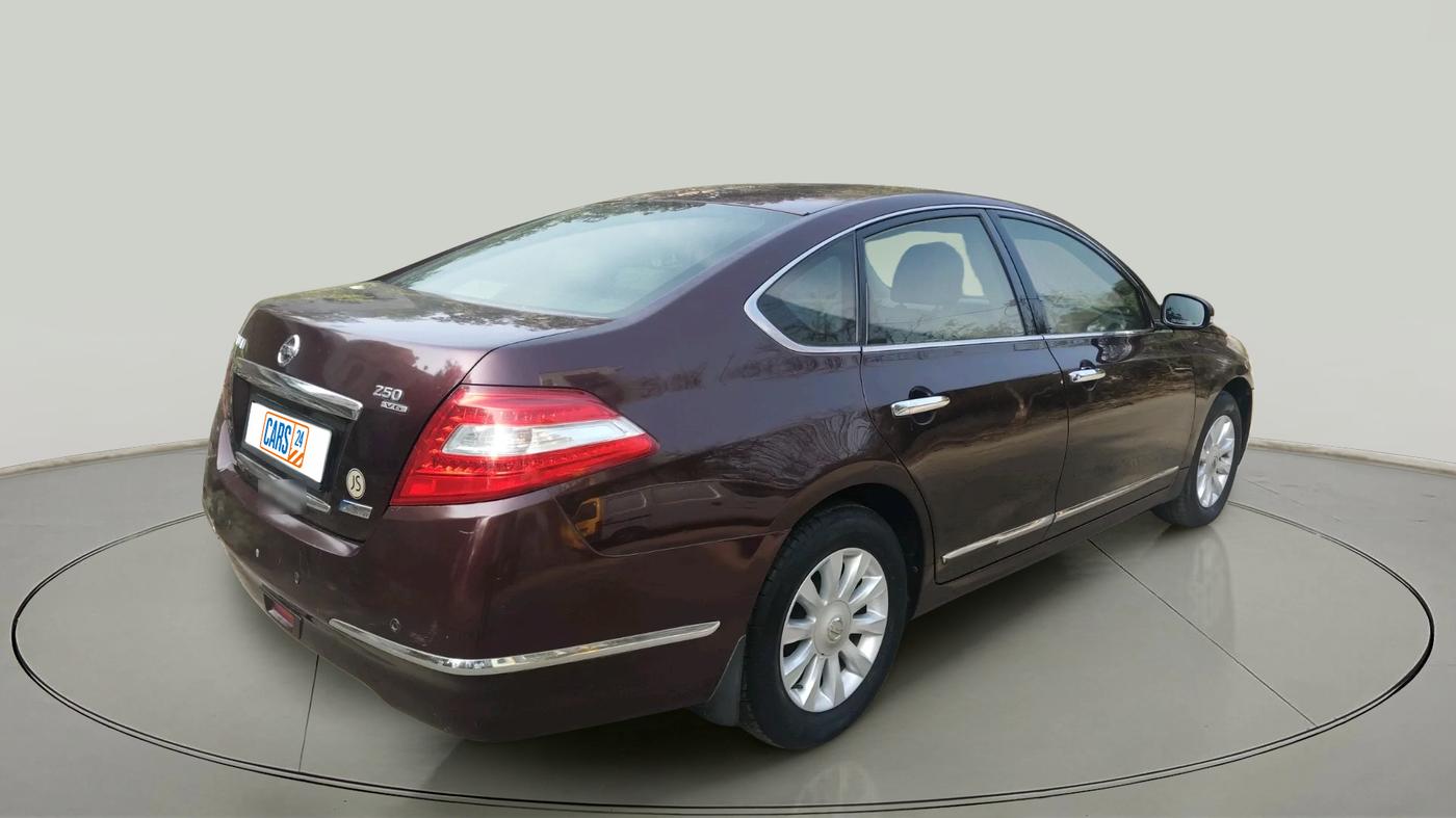 2011 Nissan Teana 250XL, Petrol, Automatic, 1,21,366 km, exterior
