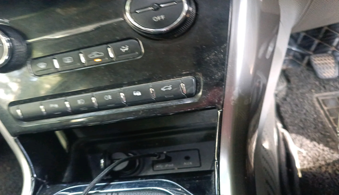 2017 Tata NEXON XZ PLUS DIESEL, Diesel, Manual, 82,101 km, interior