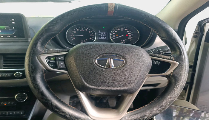 2017 Tata NEXON XZ PLUS DIESEL, Diesel, Manual, 82,101 km, interior