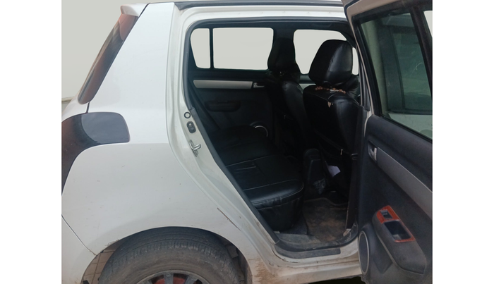 2011 Maruti Swift VXI, Petrol, Manual, 1,25,978 km, interior