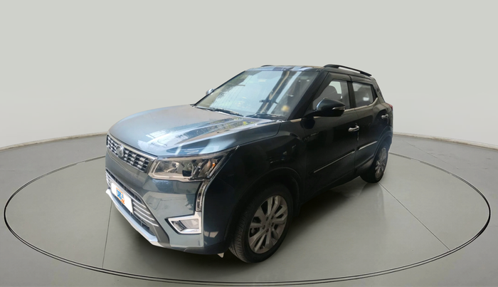 2021 Mahindra XUV300 W8 1.2 PETROL, Petrol, Manual, 20,009 km, exterior