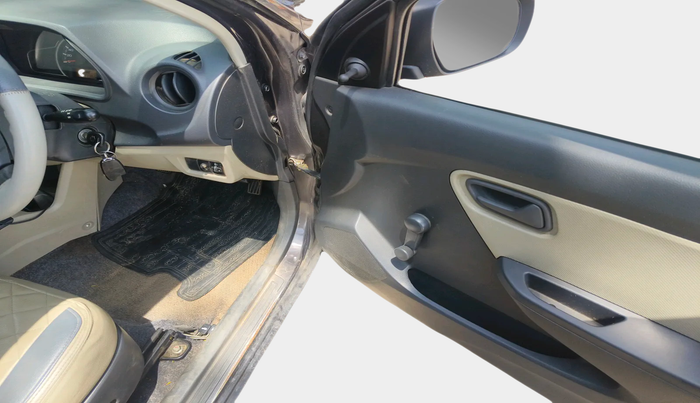 2017 Maruti Alto K10 LXI, Petrol, Manual, 37,366 km, interior