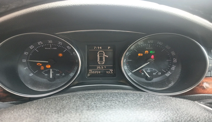 2011 Skoda Superb AMBITION 2.0 TDI CR AT, Diesel, Automatic, 1,55,721 km, interior