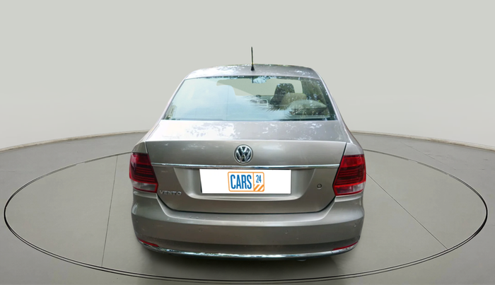 2015 Volkswagen Vento HIGHLINE 1.6 MPI, Petrol, Manual, 81,215 km, exterior