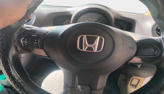 2014 Honda Amaze 1.5L I-DTEC S, Diesel, Manual, 2,39,107 km, interior
