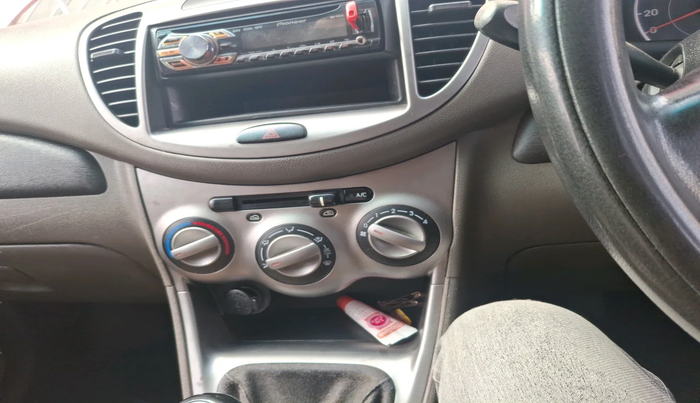 2013 Hyundai i10 MAGNA 1.2, Petrol, Manual, 1,02,753 km, interior