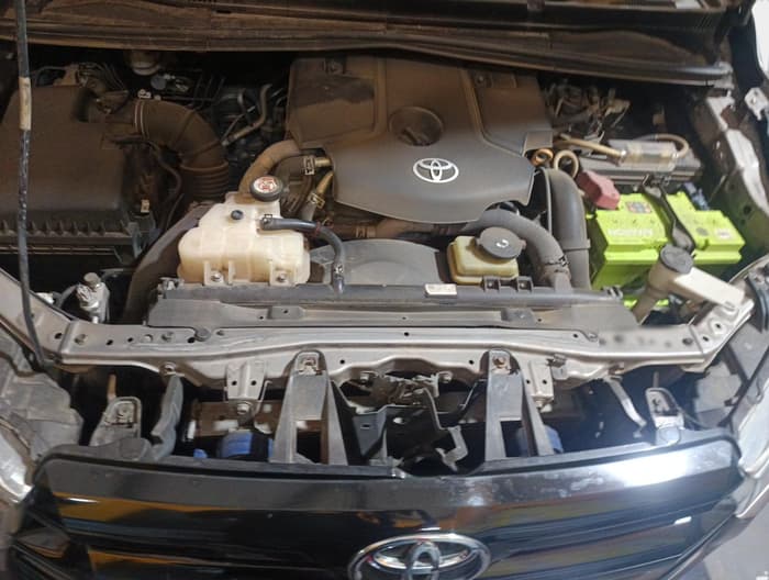 2018 Toyota Innova Crysta 2.8 ZX AT 7 STR, Diesel, Automatic, 1,12,434 km, exterior