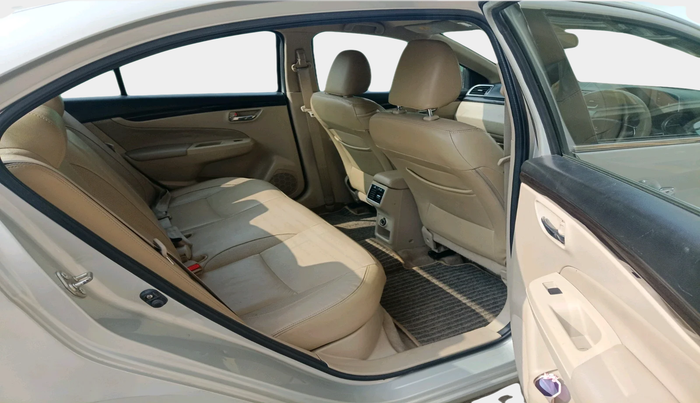 2015 Maruti Ciaz ZXI, Petrol, Manual, 64,318 km, interior