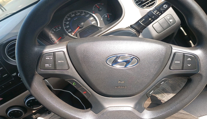 2016 Hyundai Grand i10 SPORTZ 1.2 KAPPA VTVT, Petrol, Manual, 48,823 km, interior