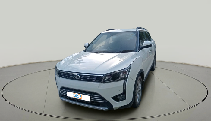 2021 Mahindra XUV300 W8 1.2 PETROL, Petrol, Manual, 35,703 km, exterior