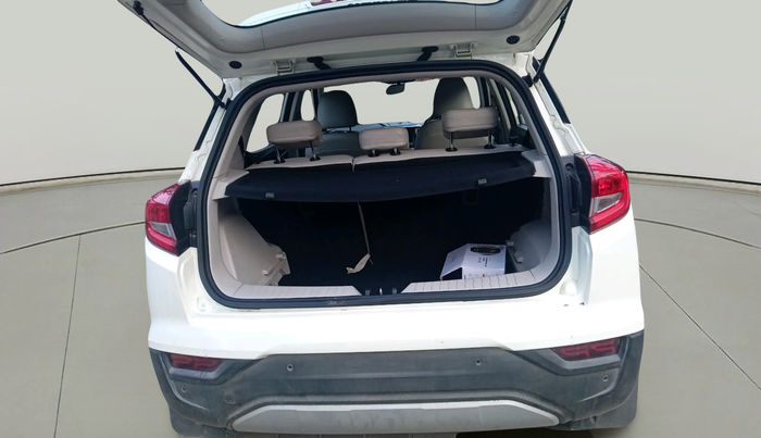 2021 Mahindra XUV300 W8 1.2 PETROL, Petrol, Manual, 35,703 km, exterior