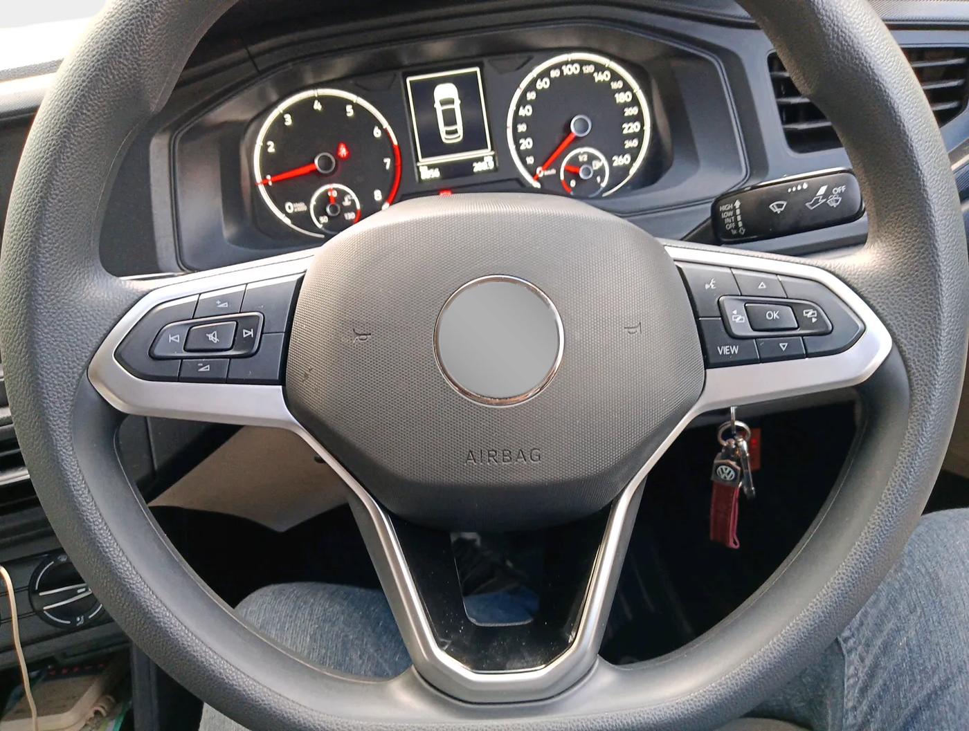 2025 Volkswagen VIRTUS COMFORTLINE TSI 1.0 MT, Petrol, Manual, 11,000 km, interior