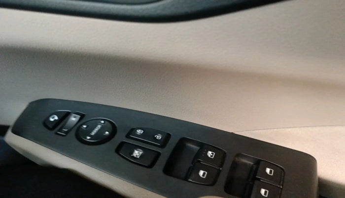 2019 Hyundai Verna 1.6 VTVT SX, Petrol, Manual, 53,622 km, interior