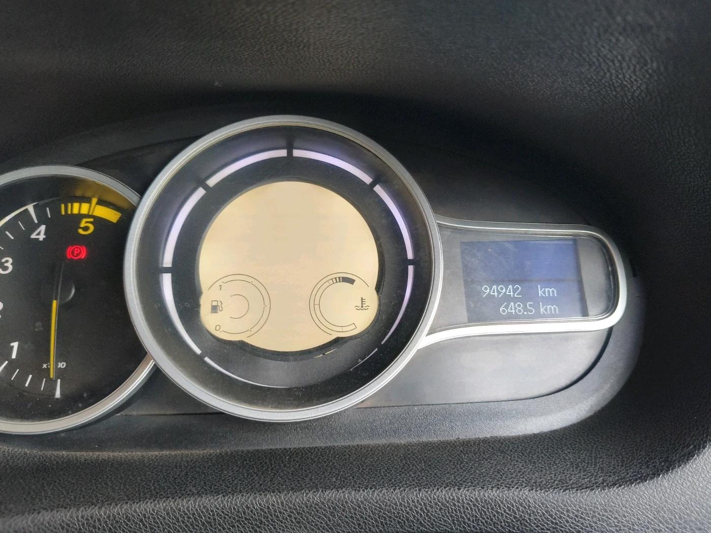 2013 Renault Fluence 1.5 E2, Diesel, Manual, 94,942 km, interior