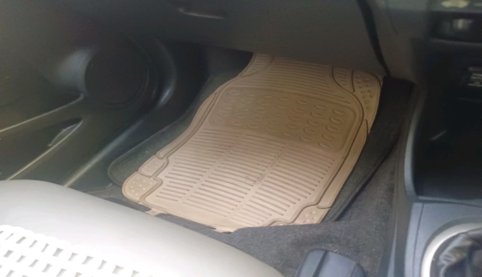 2010 Honda Jazz 1.2 L I-VTEC SELECT, Petrol, Manual, 75,504 km, interior