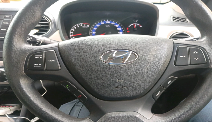 2019 Hyundai Xcent S 1.2, Petrol, Manual, 55,142 km, interior