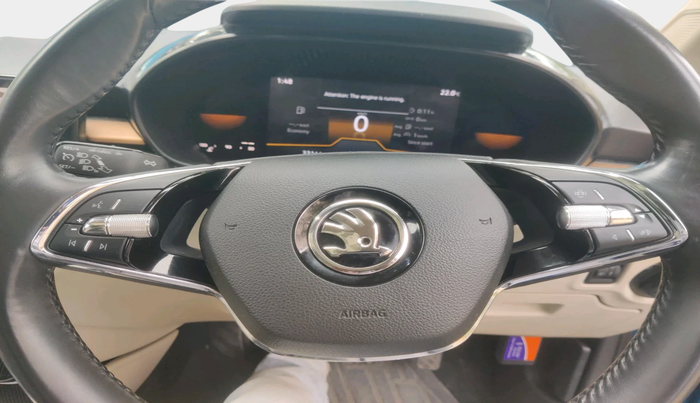 2022 Skoda SLAVIA STYLE 1.0L TSI MT, Petrol, Manual, 33,144 km, interior