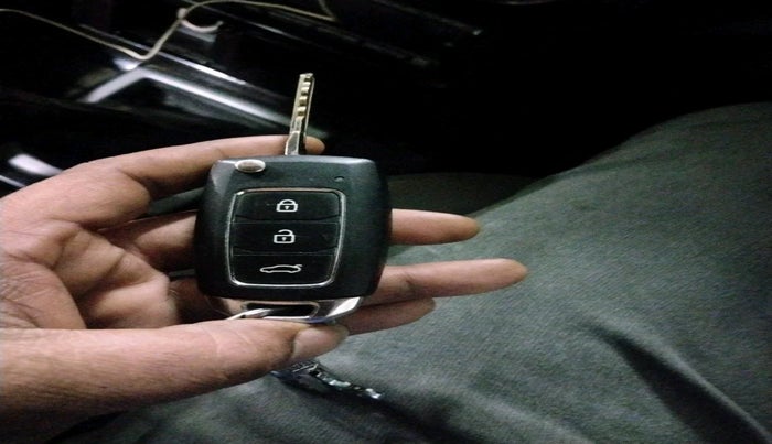 2011 Tata Safari 4X2 VX DICOR 2.2 VTT, Diesel, Manual, 2,02,146 km, interior