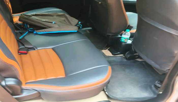 2016 Honda BR-V 1.5L I-VTEC V, Petrol, Manual, 1,63,800 km, interior