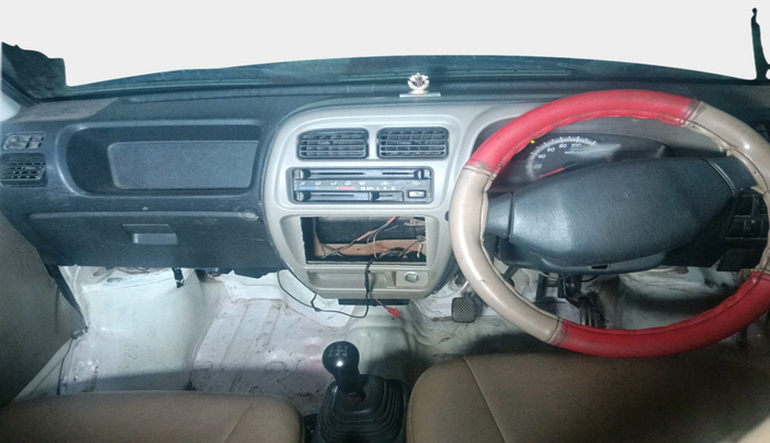 2012 Maruti Eeco 5 STR WITH A/C+HTR, Petrol, Manual, 1,00,831 km, interior