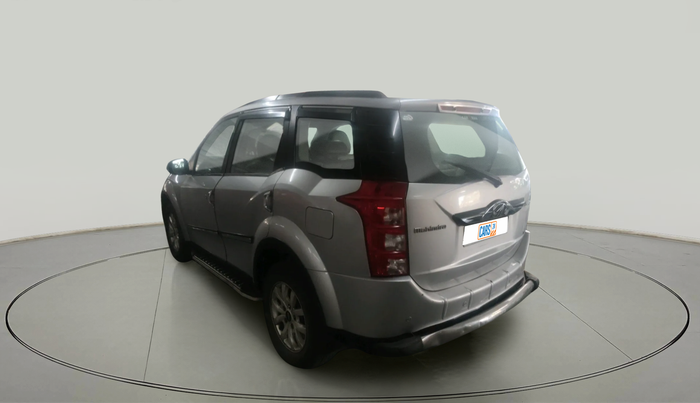 2016 Mahindra XUV500 W10, Diesel, Manual, 1,96,557 km, exterior