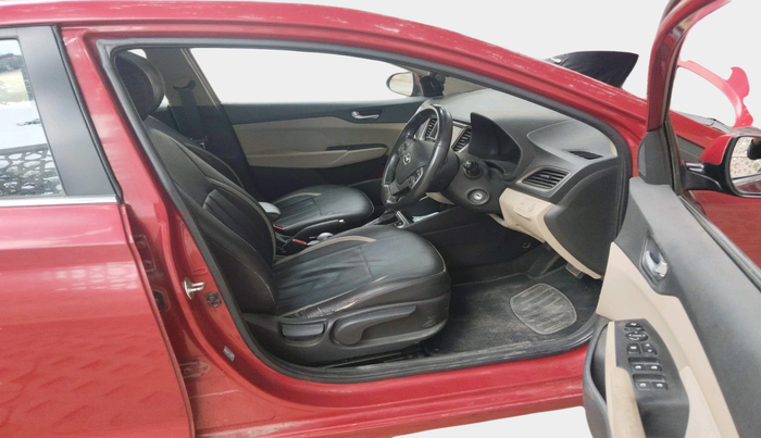 2017 Hyundai Verna 1.6 CRDI SX + AT, Diesel, Automatic, 66,015 km, interior