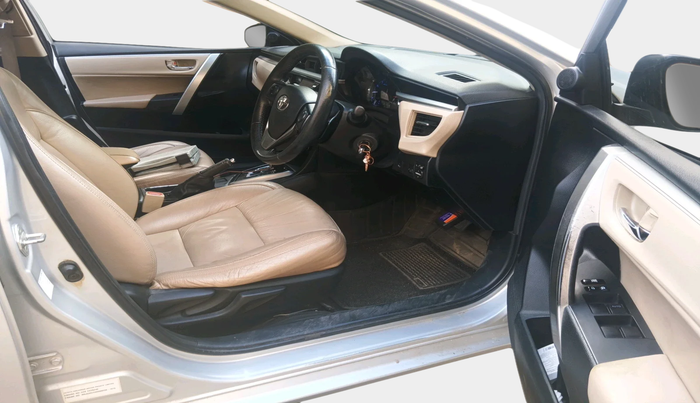 2015 Toyota Corolla Altis G CVT PETROL, Petrol, Automatic, 90,684 km, interior
