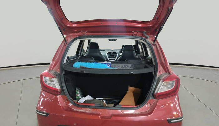 2016 Tata Tiago XT DIESEL, Diesel, Manual, 77,255 km, exterior