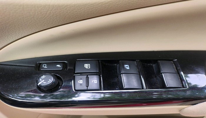 2021 Toyota YARIS G MT, Petrol, Manual, 22,707 km, interior
