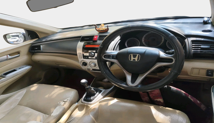 2011 Honda City 1.5L I-VTEC V MT, Petrol, Manual, 1,11,819 km, interior