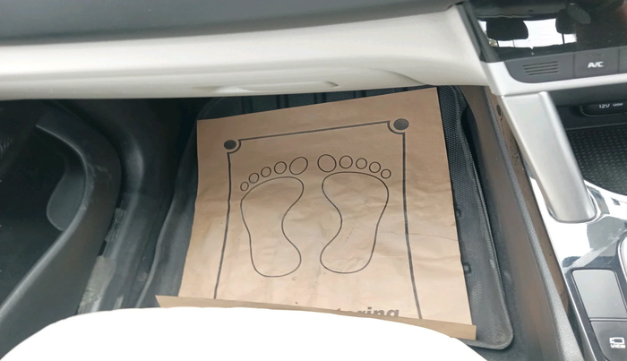 2021 KIA SELTOS HTX 1.5 PETROL, Petrol, Manual, 33,483 km, interior