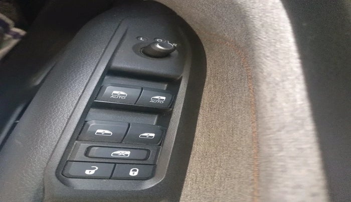 2022 Jeep Compass SPORT 1.4 PETROL, Petrol, Manual, 33,564 km, interior