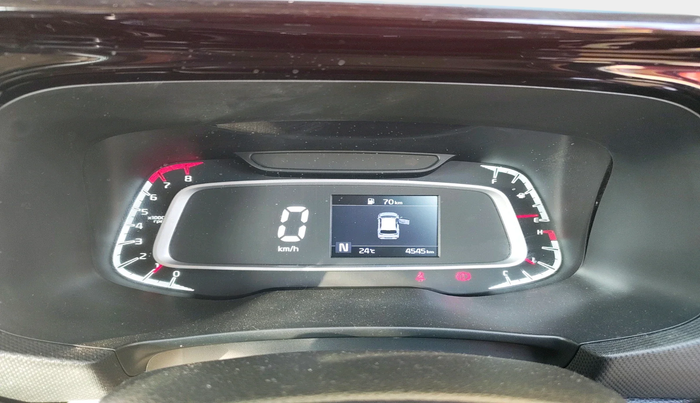 2022 KIA SONET HTK PLUS 1.0 IMT, Petrol, Manual, 4,545 km, interior