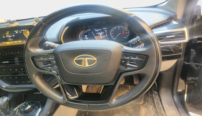 2022 Tata Safari XZA PLUS GOLD 6 S, Diesel, Automatic, 65,859 km, interior