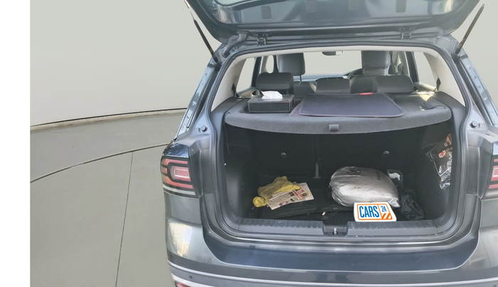 2022 Volkswagen TAIGUN TOPLINE 1.0 TSI AT, Petrol, Automatic, 63,950 km, exterior