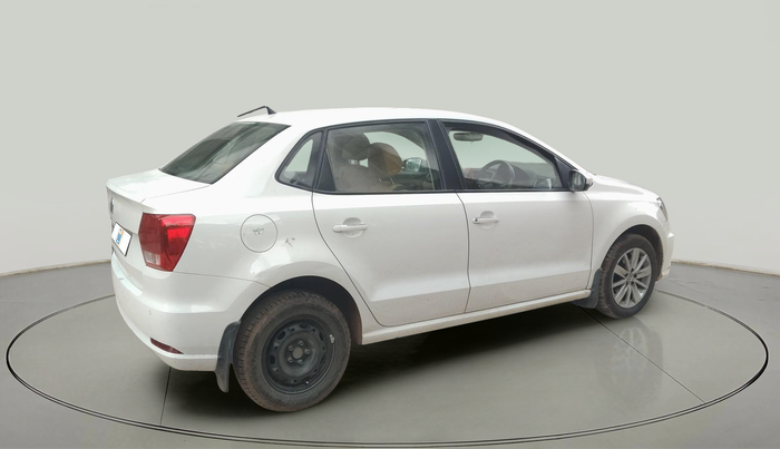 2016 Volkswagen Ameo HIGHLINE1.2L, Petrol, Manual, 38,928 km, exterior