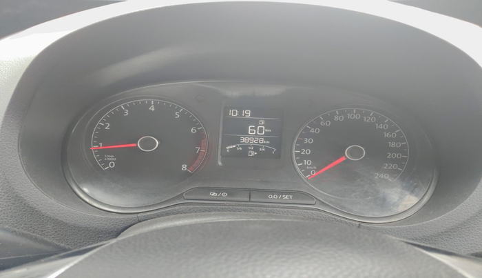 2016 Volkswagen Ameo HIGHLINE1.2L, Petrol, Manual, 38,928 km, interior