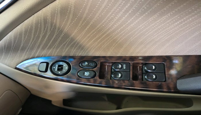 2015 Hyundai Verna FLUIDIC 4S 1.6 VTVT S(O), Petrol, Manual, 44,781 km, interior