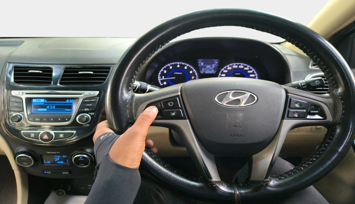 2015 Hyundai Verna FLUIDIC 4S 1.6 VTVT S(O), Petrol, Manual, 44,781 km, interior